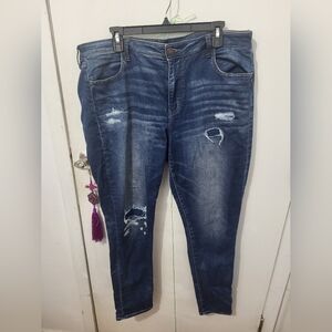 American Eagel Ripped Jeans